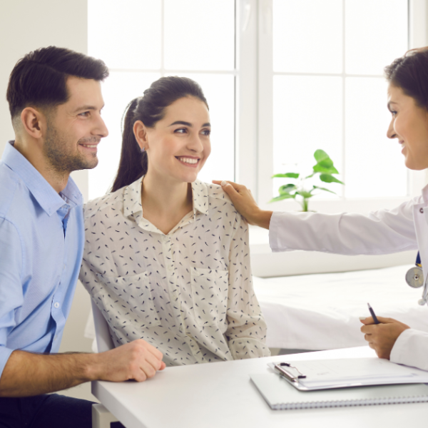 couple-talking-to-fertility-doctor